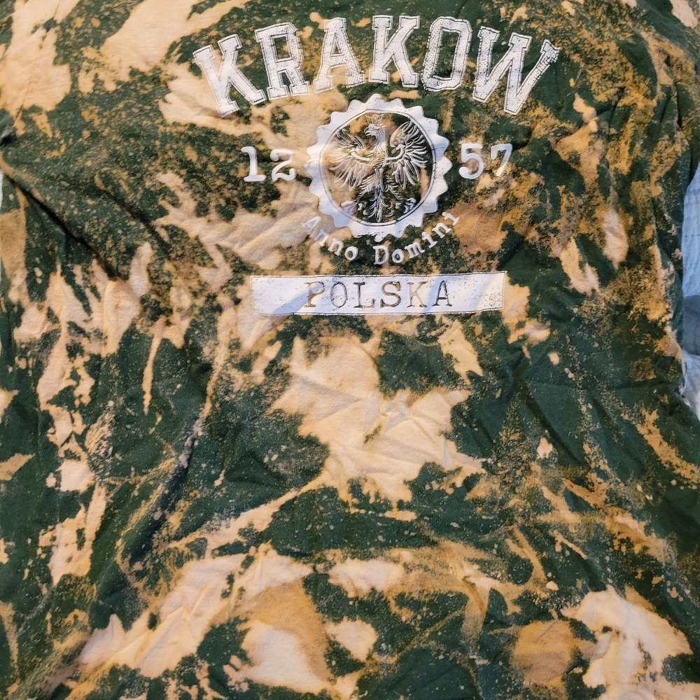 🔴🔴Bleached Travel tshirt 3 for $10🔴🔴